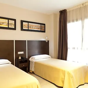 Avenida Barajas Guest house